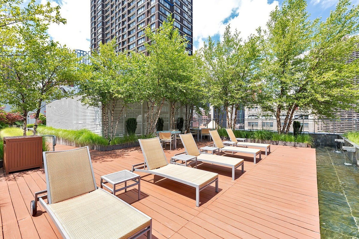 303 East 33rd Street Rooftop