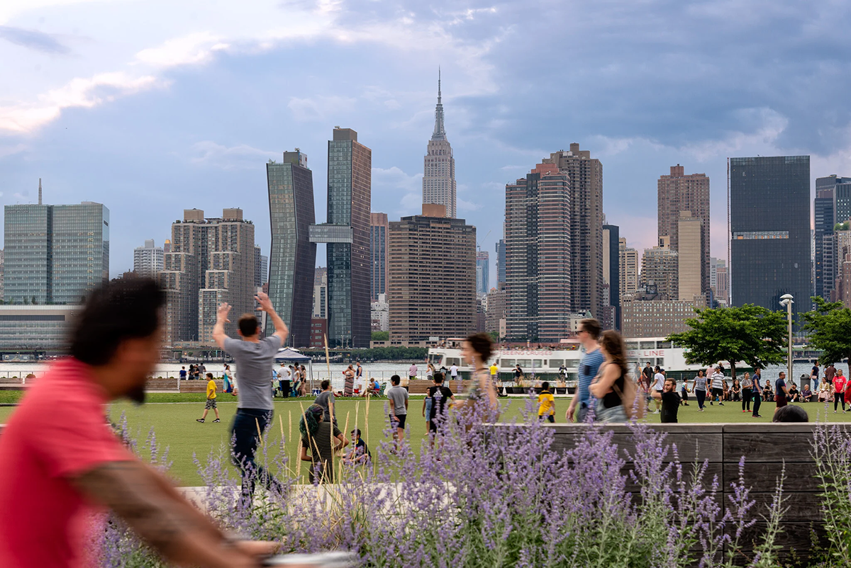 View of the NYC skyline with the Statue of Liberty